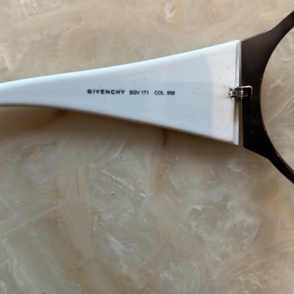 Givenchy Shield Sunglasses With White Temples - image 6